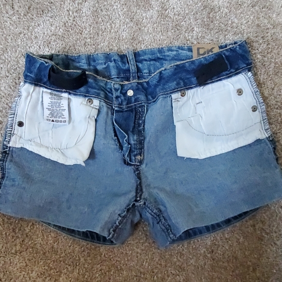 DKNY Hipster Jean shorts - Picture 6 of 7